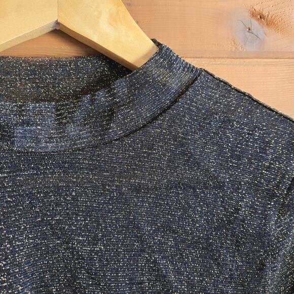 Lovers & Friends Riya Top Black Gold Metallic Mesh Stretchy Crop Long Sleeve - Picture 4 of 5